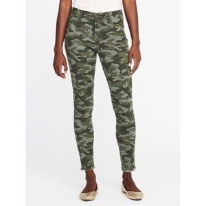 Old Navy Rockstar Camo Jeans 